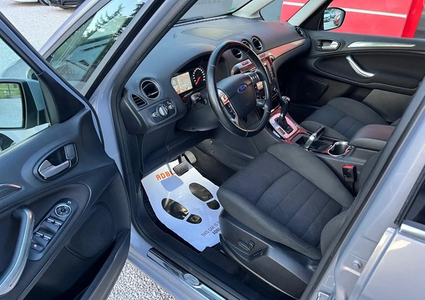 Ford Galaxy cena 49500 przebieg: 185000, rok produkcji 2013 z Poręba małe 466
